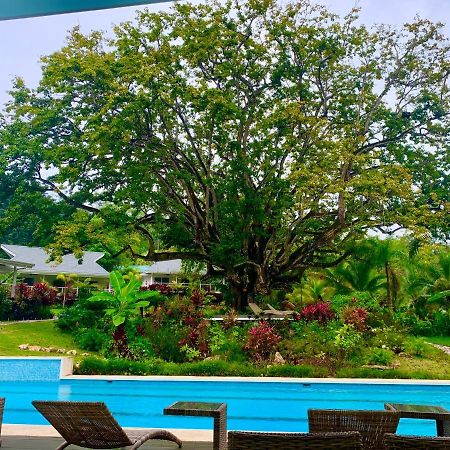 Aves Hotel Montezuma Buitenkant foto