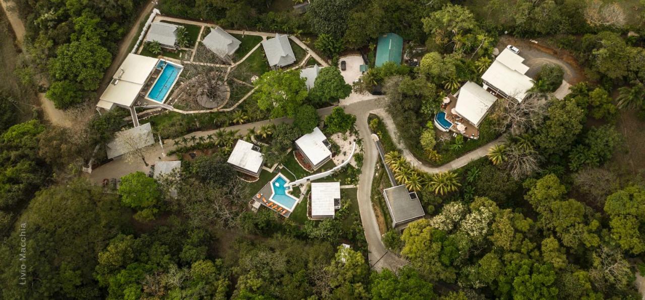 Aves Hotel Montezuma Buitenkant foto