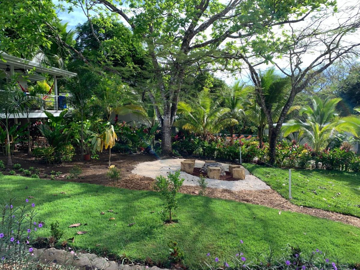 Aves Hotel Montezuma Buitenkant foto