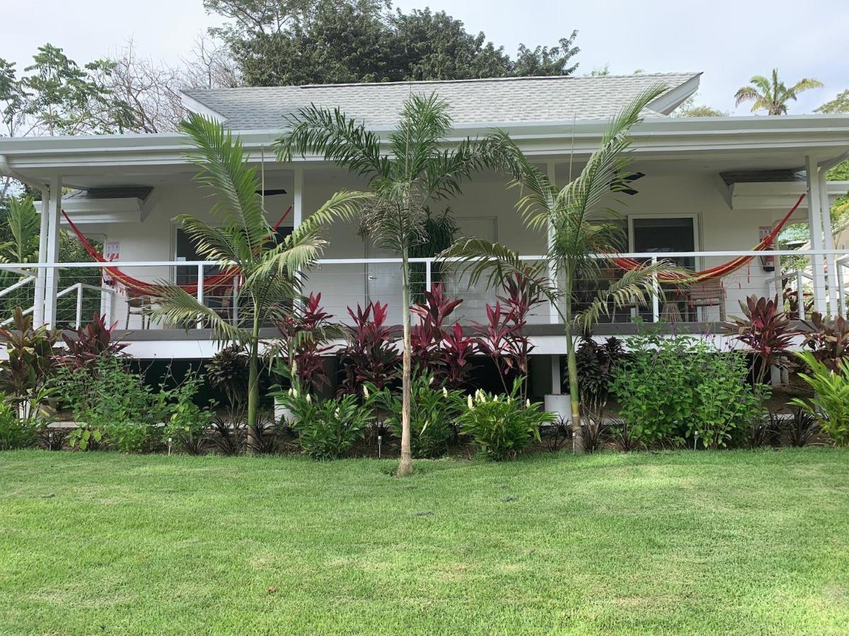 Aves Hotel Montezuma Buitenkant foto